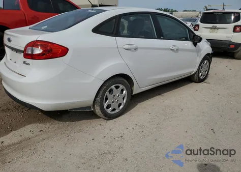 2012 Ford Fiesta S из США, поврежденный, VIN 3FADP4AJ9CM187340